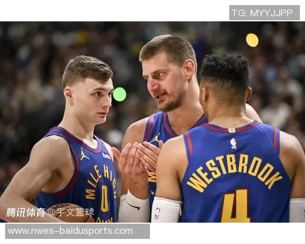 危险的信号！约基奇身后抢板推人犯规个人已经5犯